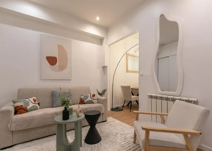 Mba - Courcelles - Splendide Appartement